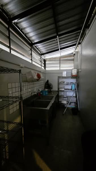 Korean BBQ Restaurant, FREE entire shop included, Pathum Thani, Prachathipat, Thanyaburi, Pathum Thani, 1 Bedroom, 400 sqm, Townhouse For Sale, by เริ่มต้นกิจการครั้งนี้! คุ้มกว่าเพื่อนเกิน 3 เท่าตัว!! เซ้งกิจการ ร้านอาหาร ปิ้งย่างเกาหลี แถมฟรี, 500400799 - DDproperty.com