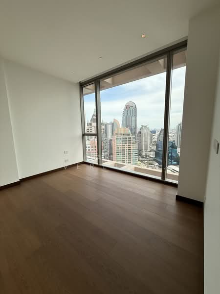 Dusit Central Park (Residences), Bangkok, 946 Rama 4 Road, Silom, Bang Rak, Bangkok, 2 Bedrooms, 110 sqm, Condo For Rent, by Land Riverline Real Estate Land Riverline Real Estate, 500400810 - DDproperty.com