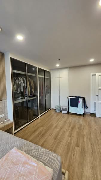Liberty Park 2, Bangkok, 55 Soi Sukhumvit 11, Khlongtoei Nua, Watthana, Bangkok, 2 Bedrooms, 121 sqm, Condo For Sale, by จิรพันธุ์ สิทธิ์มหาสิริ, 500400884 - DDproperty.com