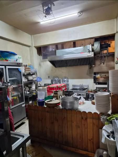 Commercial Building for Rent – Rama 4 / Sathorn / Sala Daeng, Bangkok, Silom, Bang Rak, Bangkok, , 200 sqm, Shophouse For Rent, by Pudis Chitrungsakorn, 500400886 - DDproperty.com