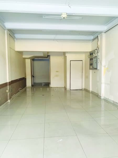 5.5-Storey Commercial Building for Rent – Charoen Krung, BTS Saphan Taksin, Sathorn, Bangkok, Silom, Bang Rak, Bangkok, , 213 sqm, Shophouse For Rent, by Pudis Chitrungsakorn, 500400888 - DDproperty.com