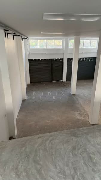 Commercial Building for Rent – Charoen Krung near Saphan Taksin BTS Station, Bangkok, Yan Nawa, Sathon, Bangkok, , 960 sqm, Shophouse For Rent, by Pudis Chitrungsakorn, 500400894 - DDproperty.com