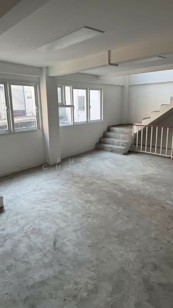 Commercial Building for Rent – Charoen Krung near Saphan Taksin BTS Station, Bangkok, Yan Nawa, Sathon, Bangkok, , 960 sqm, Shophouse For Rent, by Pudis Chitrungsakorn, 500400894 - DDproperty.com