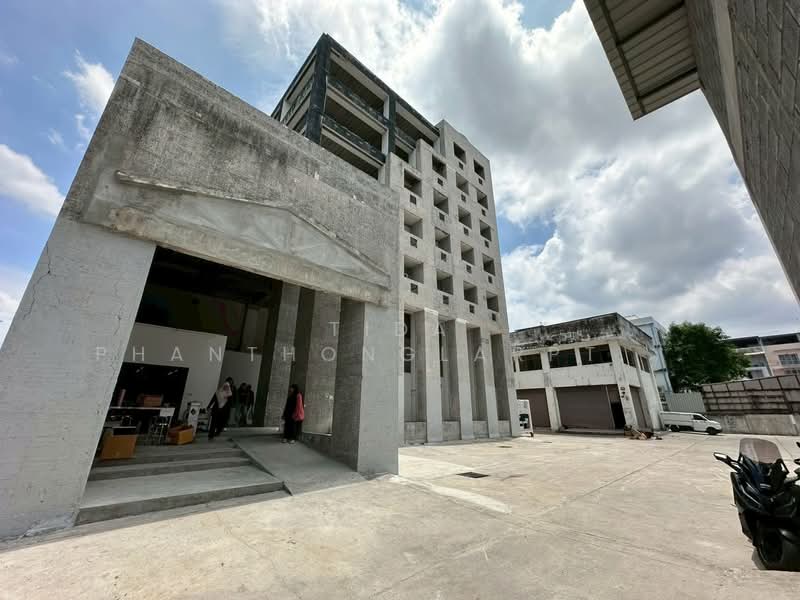 For Sale: Office and Warehouse in Srinakarin, 4,200 sq.m, Bangkok, Nong Bon, Prawet, Bangkok, , 4,200 sqm, Office Space For Sale, by Tida phanthonglarptawee, 500400902 - DDproperty.com