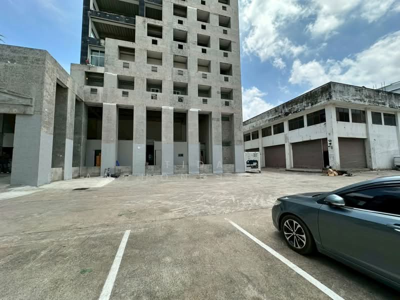 For Sale: Office and Warehouse in Srinakarin, 4,200 sq.m, Bangkok, Nong Bon, Prawet, Bangkok, , 4,200 sqm, Office Space For Sale, by Tida phanthonglarptawee, 500400902 - DDproperty.com