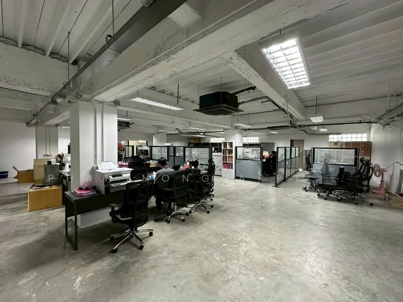 For Sale: Office and Warehouse in Srinakarin, 4,200 sq.m, Bangkok, Nong Bon, Prawet, Bangkok, , 4,200 sqm, Office Space For Sale, by Tida phanthonglarptawee, 500400902 - DDproperty.com