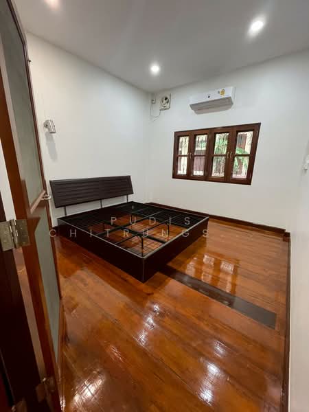 Commercial Building for Rent – Rama 4 / Banthat Thong / Charoen Mueang Road, Bangkok, Rong Muang, Pathum Wan, Bangkok, , 360 sqm, Shophouse For Rent, by Pudis Chitrungsakorn, 500400907 - DDproperty.com
