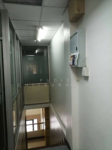 อาคารพาณิชย์ 5 ชั้นให้เช่า BTS ชิดลม ทำเล CBD ใจกลางเมือง, กรุงเทพ, ลุมพินี, ปทุมวัน, กรุงเทพ, 295 ตร.ม., ตึกแถว-อาคารพาณิชย์ ให้เช่า, โดย Pudis Chitrungsakorn, 500400917 - DDproperty.com