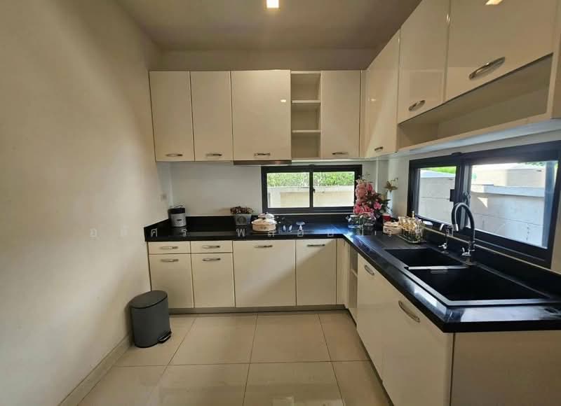 Bangkok Boulevard Sathorn-Pinklao 2, Nonthaburi, Bang Kruai-Chong Thanom Road, Mahasawat, Bang Kruai, Nonthaburi, 4 Bedrooms, 285 sqm, Single Detached House For Rent, by Adisorn Ploymeerassamee, 500400923 - DDproperty.com