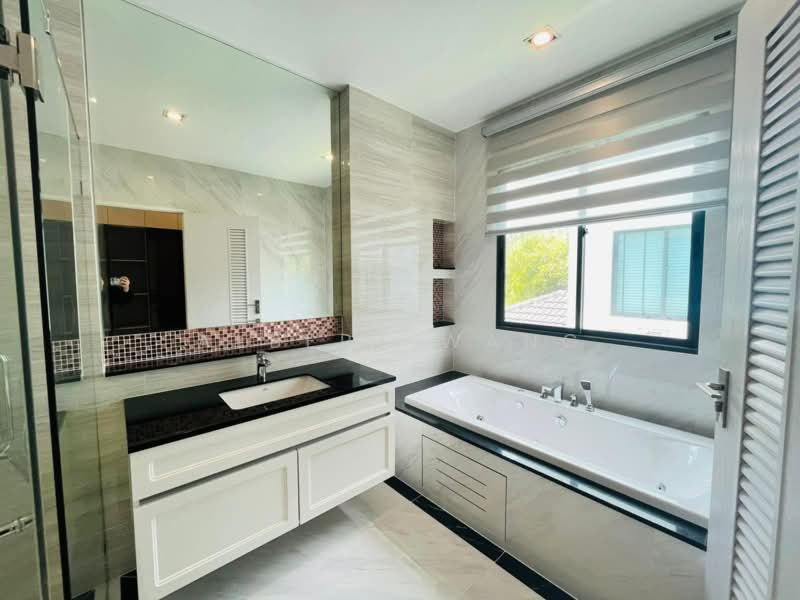 The Grand Lux Bangna-Suanluang, กรุงเทพ, Kanchanaphisek Road, ดอกไม้, ประเวศ, กรุงเทพ, 350 ตร.ม., บ้านเดี่ยว ให้เช่า, โดย ALBERT WANG, 500400928 - DDproperty.com