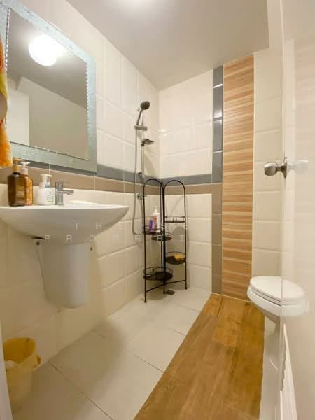 Golden Town Rama 2, Samut Sakhon, Rama 2 Road, Soi Wat Panthai Norasing, Phanthai Norasing, Muang Samut Sakhon, Samut Sakhon, 4 Bedrooms, 131 sqm, Townhouse For Sale, by The Best Property Agent แม็ก, 500400979 - DDproperty.com