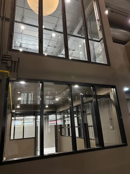 ให้เช่า home office รีโนเวทใหม่ทั้งหลัง, Bangkok, Bang Kapi, Huai Khwang, Bangkok, Studio, 350 sqm, Townhouse For Rent, by Forty-Six Real Estate Group, 500400982 - DDproperty.com