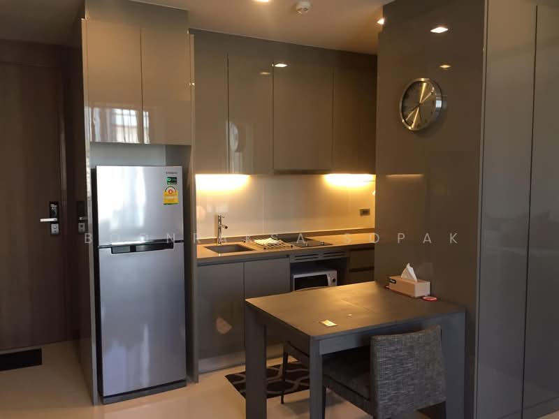 M Silom, Bangkok, 26 Narathiwas Ratchanakarin Road, Suriyawong, Bang Rak, Bangkok, 1 Bedroom, 47 sqm, Condo For Rent, by Boonraksa Sopak, 500401026 - DDproperty.com
