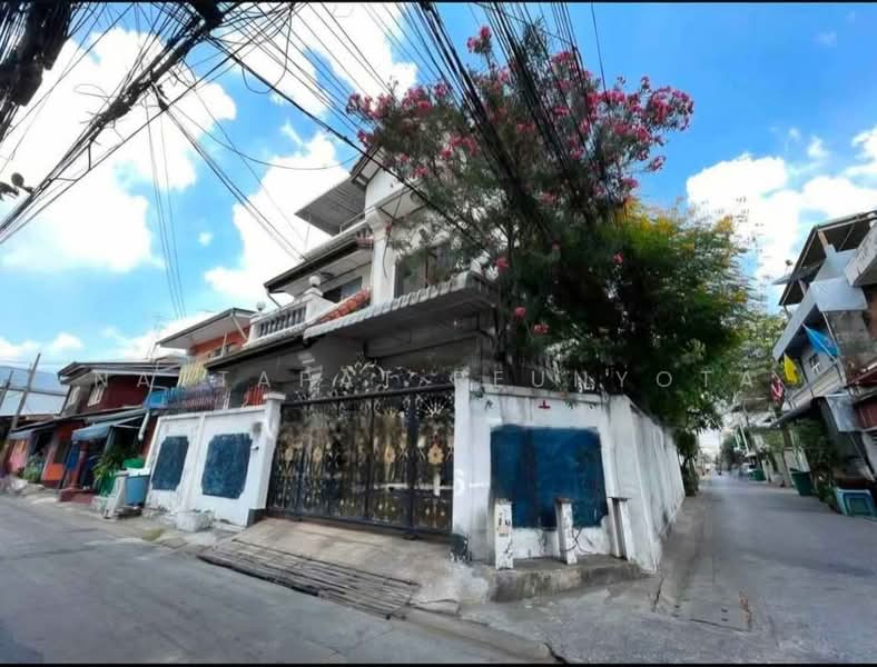 บ้าน 5-ห้องนอน, กรุงเทพ, ดินแดง, กรุงเทพ, 410 ตร.ม., บ้านเดี่ยว ขาย, โดย Nattapat Reunyota, 500401066 - DDproperty.com