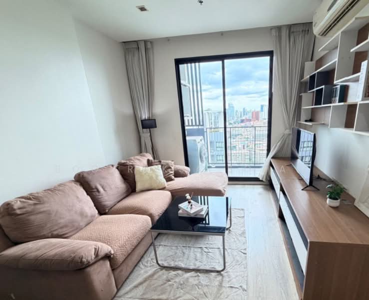 Quinn Ratchada 17, Bangkok, 454 456 Soi Inthara Mari 45, Din Daeng, Bangkok, 2 Bedrooms, 70 sqm, Condo For Rent, by Boonraksa Sopak, 500401078 - DDproperty.com