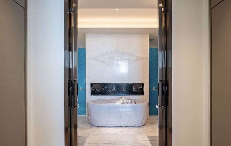 The Residences At Mandarin Oriental : เดอะ เรสซิเดนซ์ แอท แมนดาริน โอเรียนเต็ล, กรุงเทพ, 117 ถนนเจริญนคร, คลองต้นไทร, คลองสาน, กรุงเทพ, 128 ตร.ม., คอนโด ขาย, โดย Pemika Aukkaraleekul, 500401087 - DDproperty.com