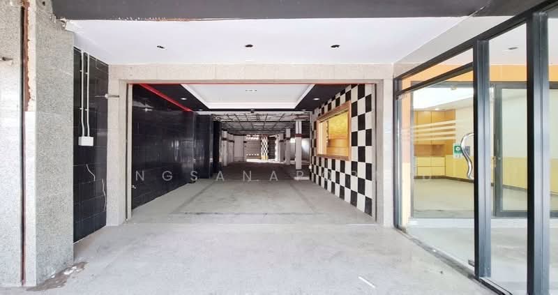 อาคารพาณิชย์ 3 ชั้น ดอนเมือง, Pathum Thani, Lak Hok, Muang Pathum Thani, Pathum Thani, , 300 sqm, Shophouse For Sale, by Angsanaporn D, 500401089 - DDproperty.com
