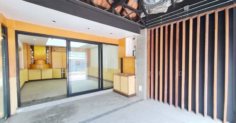 อาคารพาณิชย์ 3 ชั้น ดอนเมือง, ปทุมธานี, หลักหก, เมืองปทุมธานี, ปทุมธานี, 300 ตร.ม., ตึกแถว-อาคารพาณิชย์ ขาย, โดย Angsanaporn D, 500401089 - DDproperty.com
