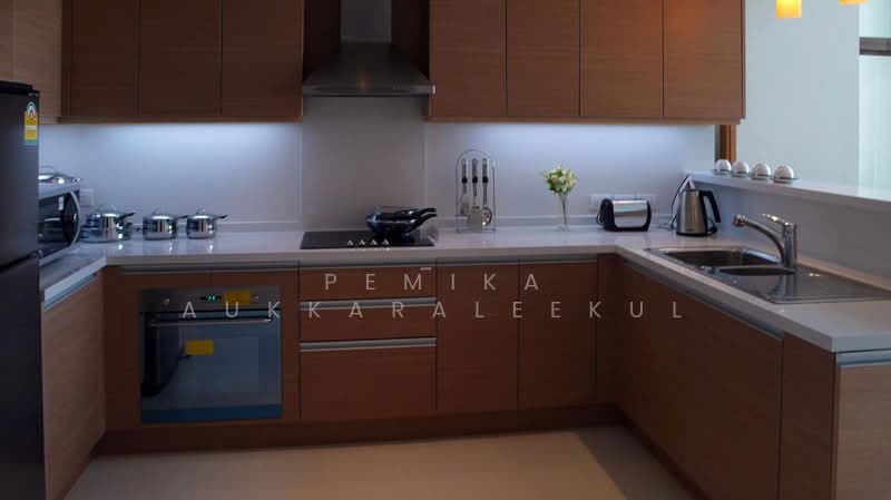 The Emporio Place, Bangkok, 93 Soi Sukhumvit 24, Sukhumvit Road, Khong Tan, Khlong Toei, Bangkok, 2 Bedrooms, 127 sqm, Condo For Sale, by Pemika Aukkaraleekul, 500401119 - DDproperty.com