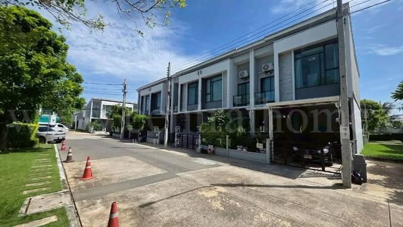 Pleno Pinklao-Charan Wat Chalo, Nonthaburi, Wat Chalo, Bang Kruai, Nonthaburi, 4 Bedrooms, 120 sqm, Townhouse For Sale, by คุณ ลดาวัลย์ ( แก้วตา ), 500401181 - DDproperty.com