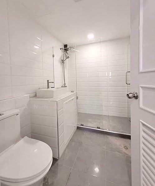 President Park Sukhumvit 24, Bangkok, 99 Sukhumvit 24 Alley, Khlongtoei Nua, Watthana, Bangkok, 3 Bedrooms, 223 sqm, Condo For Rent, by Vichai Annavakulthorn, 500401190 - DDproperty.com