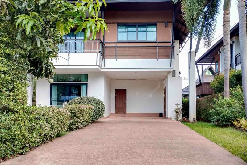 Lanna Montra, Chiang Mai, Nong Kwai, Hang Dong, Chiang Mai, 3 Bedrooms, 220 sqm, Single Detached House For Sale, by Elijah Ridgley, 500401199 - DDproperty.com