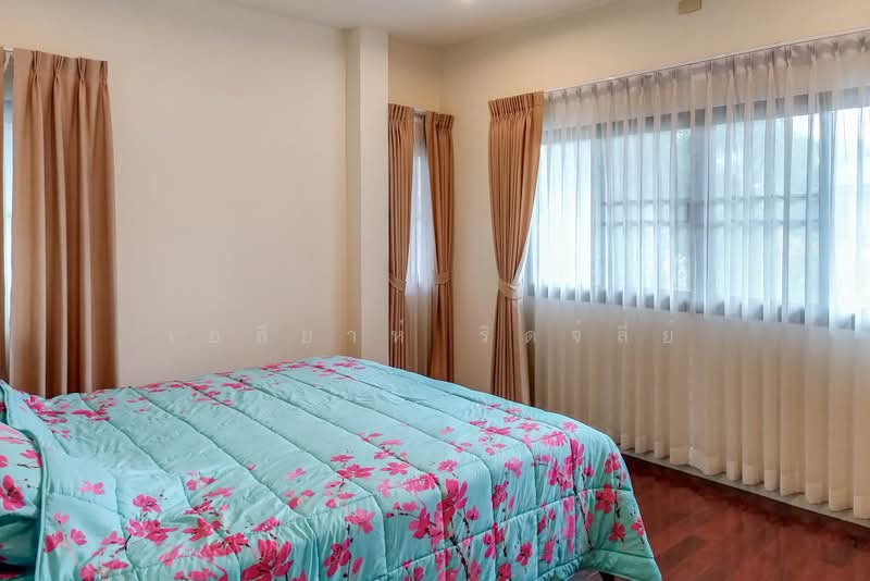 Lanna Montra, Chiang Mai, Nong Kwai, Hang Dong, Chiang Mai, 3 Bedrooms, 220 sqm, Single Detached House For Sale, by Elijah Ridgley, 500401199 - DDproperty.com