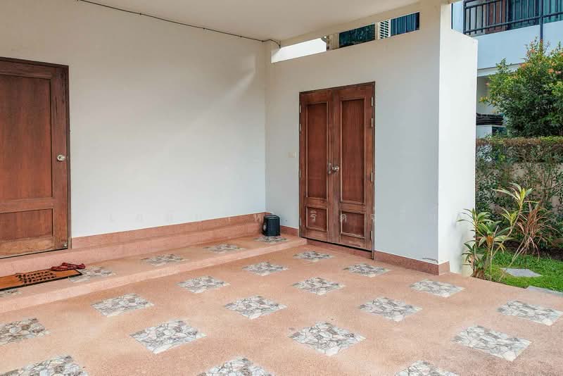 Lanna Montra, Chiang Mai, Nong Kwai, Hang Dong, Chiang Mai, 3 Bedrooms, 220 sqm, Single Detached House For Sale, by Elijah Ridgley, 500401199 - DDproperty.com