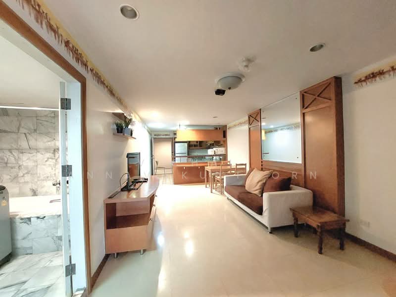 State Tower, Bangkok, 1055 Silom Road, Silom, Bang Rak, Bangkok, 1 Bedroom, 68 sqm, Condo For Rent, by Vichai Annavakulthorn, 500401246 - DDproperty.com