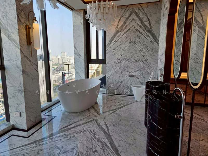 The Esse at Singha Complex, Bangkok, 1788 New Petchaburi Rd, Khlongtoei Nua, Watthana, Bangkok, 3 Bedrooms, 244 sqm, Condo For Rent, by Vichai Annavakulthorn, 500401261 - DDproperty.com
