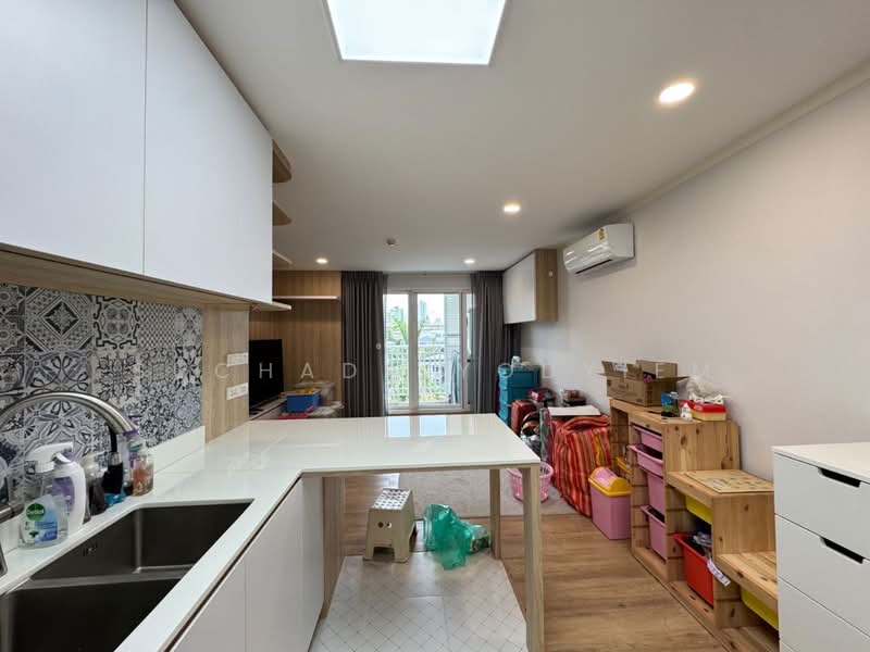 Baan Siriyenakat, Bangkok, 50 Yenakat, Thung Maha Mek, Sathon, Bangkok, 2 Bedrooms, 69 sqm, Condo For Sale, by Suchada Yodyiem, 500401295 - DDproperty.com