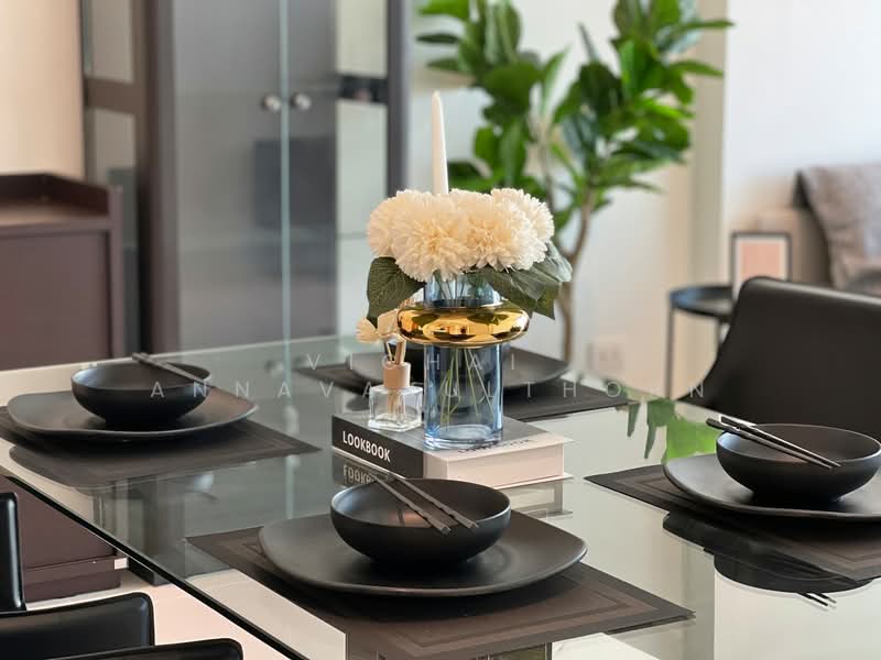 Fullerton Sukhumvit, Bangkok, Sukhumvit Road, Khlong Tan Nua, Watthana, Bangkok, 2 Bedrooms, 105 sqm, Condo For Rent, by Vichai Annavakulthorn, 500401306 - DDproperty.com
