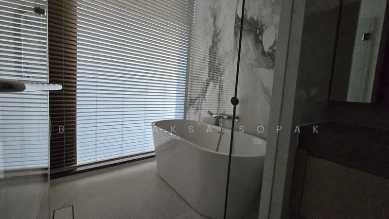 Tonson One Residence, Bangkok, Soi Tonson, Ploenchit Road, Lumphini, Pathum Wan, Bangkok, 3 Bedrooms, 175 sqm, Condo For Rent, by Boonraksa Sopak, 500401356 - DDproperty.com