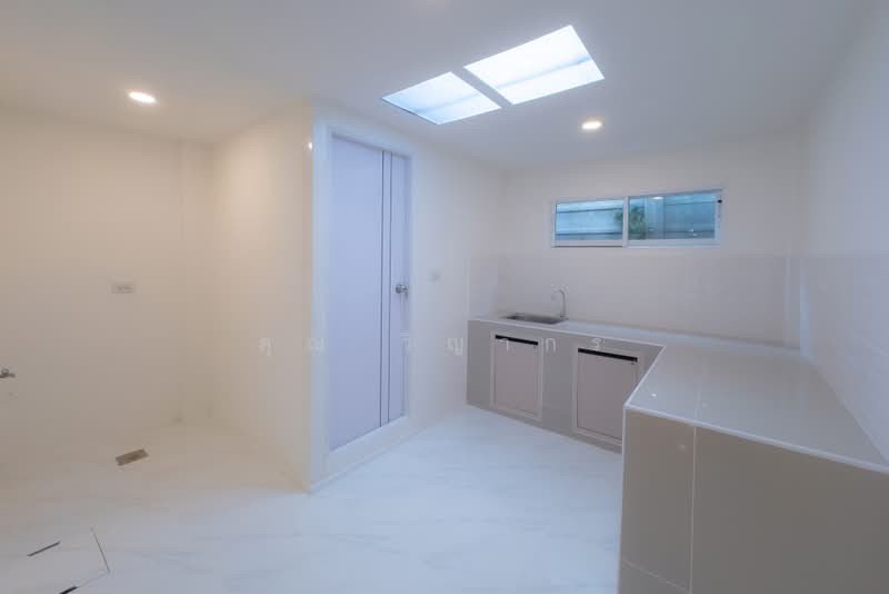 Sangsit Niwet, Bangkok, Ekkachai 46, Bang Bon, Bangkok, Bang Bon, Bangkok, 3 Bedrooms, 84 sqm, Townhouse For Sale, by คุณ วิญากร, 500401408 - DDproperty.com
