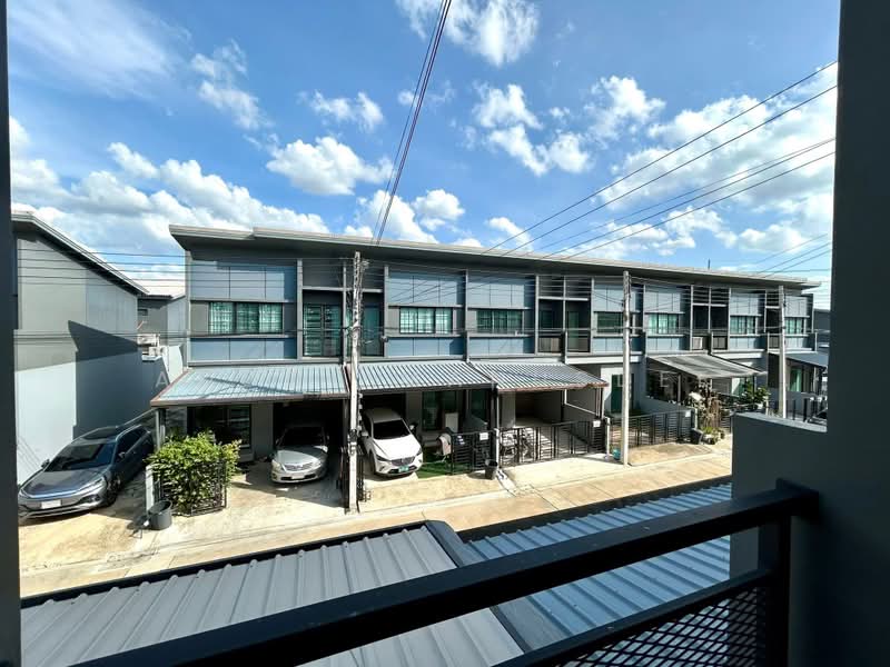 Siri Place Rangsit : สิริ เพลส รังสิต, ปทุมธานี, ถนนรังสิต-ปทุมธานี, บ้านกลาง, เมืองปทุมธานี, ปทุมธานี, 110 ตร.ม., ทาวน์เฮ้าส์ ขาย, โดย Adool Manusdee, 500401460 - DDproperty.com
