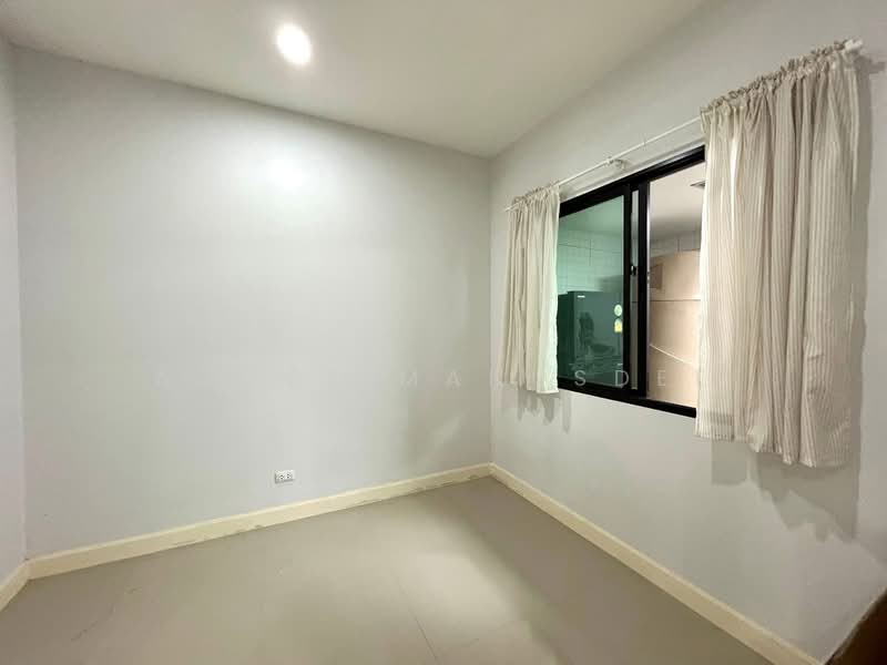 Siri Place Rangsit : สิริ เพลส รังสิต, ปทุมธานี, ถนนรังสิต-ปทุมธานี, บ้านกลาง, เมืองปทุมธานี, ปทุมธานี, 110 ตร.ม., ทาวน์เฮ้าส์ ขาย, โดย Adool Manusdee, 500401460 - DDproperty.com