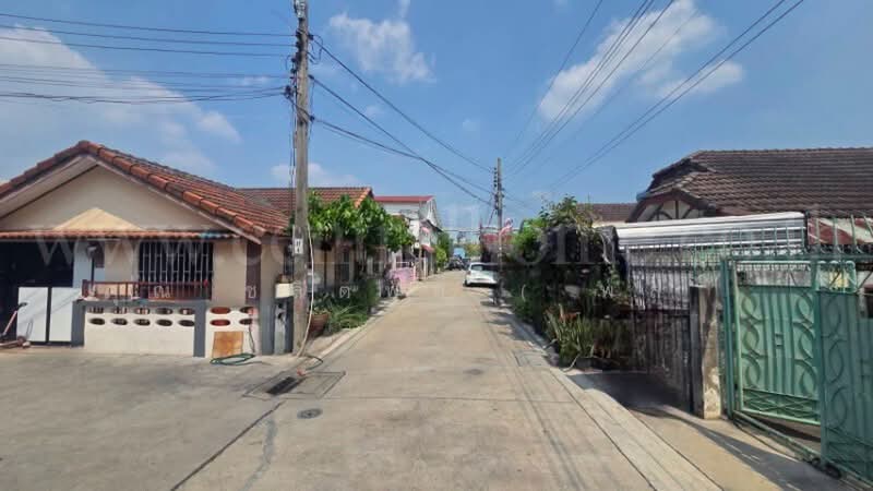 บ้านเดี่ยว ผลพัฒนา ซอยแจ้งวัฒนะ - ปากเกร็ด 37 ใกล้รถไฟฟ้า สถานีศรีรัช, นนทบุรี, แจ้งวัฒนะ, คลองเกลือ, ปากเกร็ด, นนทบุรี, 200 ตร.ม., บ้านเดี่ยว ขาย, โดย คุณ ชลิตพล ( พล ), 500401471 - DDproperty.com
