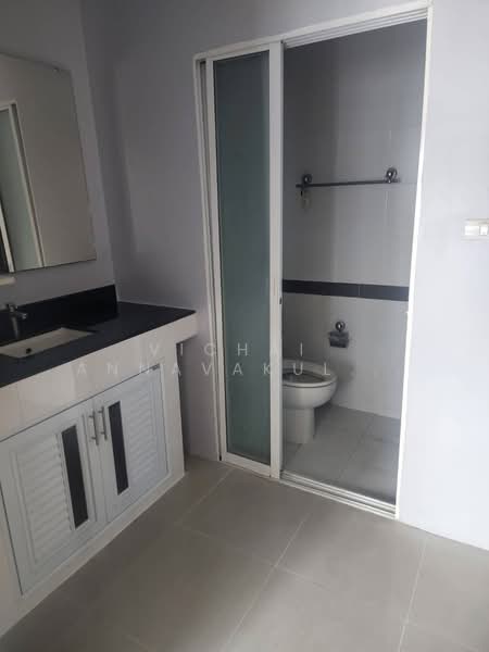 A Space ID Asok-Ratchada, Bangkok, 624 Asoke-Dindaeng Road, Din Daeng, Bangkok, 2 Bedrooms, 54 sqm, Condo For Rent, by Vichai Annavakulthorn, 500401698 - DDproperty.com
