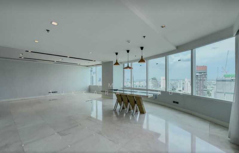 Eight Thonglor Residence, Bangkok, Eight Thonglor Building 88/36, Khlong Tan Nua, Watthana, Bangkok, 3 Bedrooms, 236 sqm, Condo For Sale, by Pemika Aukkaraleekul, 500401737 - DDproperty.com