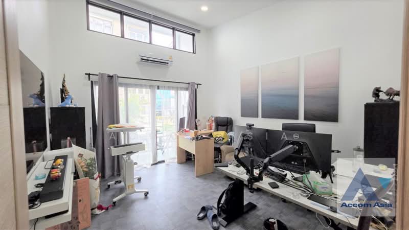 บ้านเดี่ยวสไตล์โมเดิร์น พร้อมสวนส่วนตัวและระเบียงกว้าง ในสุขุมวิท (AA45804), กรุงเทพ, คลองตันเหนือ, วัฒนา, กรุงเทพ, 200 ตร.ม., บ้านเดี่ยว ขาย, โดย Accom Asia, 500401765 - DDproperty.com