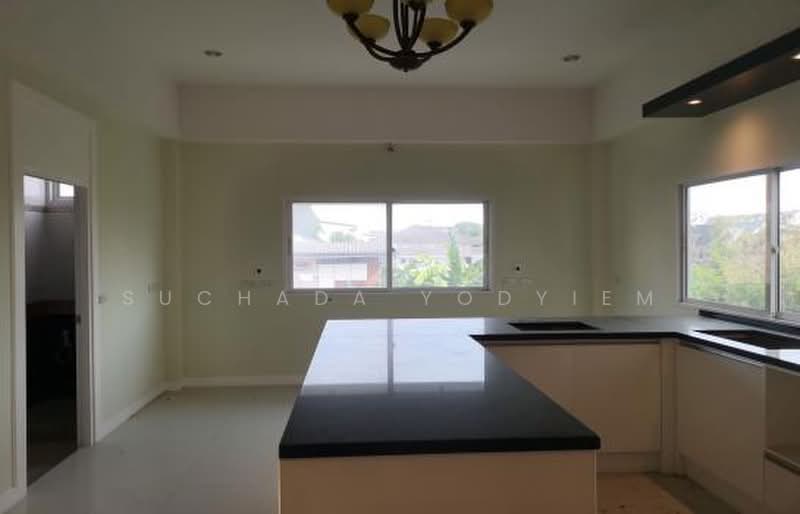 4-BR Townhouse, Bangkok, Khlong Chaokhun Sing, Wang Thonglang, Bangkok, 4 Bedrooms, 428 sqm, Townhouse For Sale, by Suchada Yodyiem, 500401785 - DDproperty.com