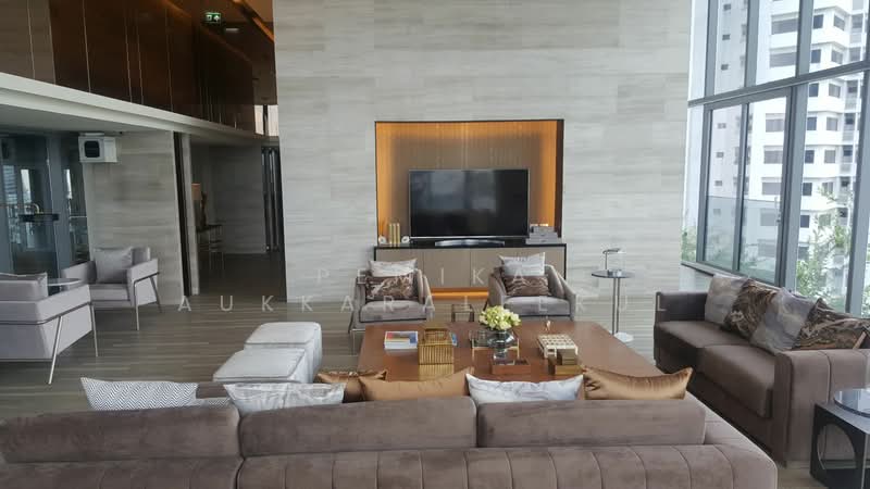 Circle Sukhumvit 11, Bangkok, 99 Soi Sukhumvit 11, Khlongtoei Nua, Watthana, Bangkok, 1 Bedroom, 47 sqm, Condo For Sale, by Pemika Aukkaraleekul, 500401789 - DDproperty.com