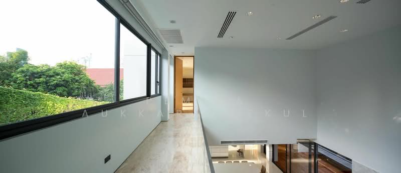 4-BR House, Bangkok, Khlong Tan Nua, Watthana, Bangkok, 4 Bedrooms, 959 sqm, Single Detached House For Sale, by Pemika Aukkaraleekul, 500401797 - DDproperty.com