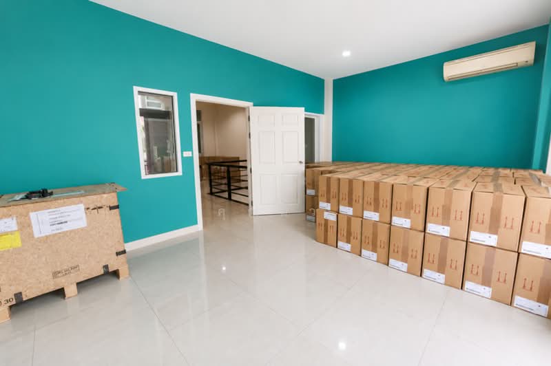 พรีเมี่ยม เพลส นวมินทร์ - ลาดพร้าว 101, Bangkok, ถนนนวมินทร์, Nawamin, Bueng Kum, Bangkok, 3 Bedrooms, 300 sqm, Townhouse For Sale, by คุณมิว, 500401798 - DDproperty.com