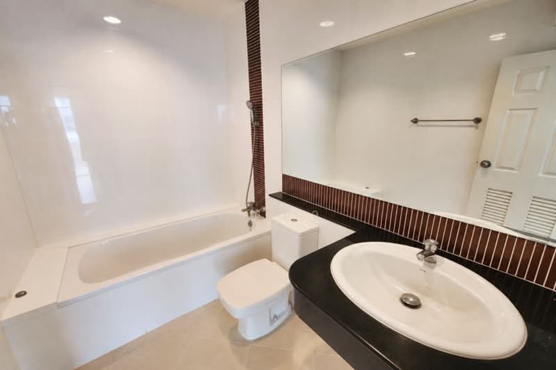 พรีเมี่ยม เพลส นวมินทร์ - ลาดพร้าว 101, Bangkok, ถนนนวมินทร์, Nawamin, Bueng Kum, Bangkok, 3 Bedrooms, 300 sqm, Townhouse For Sale, by คุณมิว, 500401798 - DDproperty.com