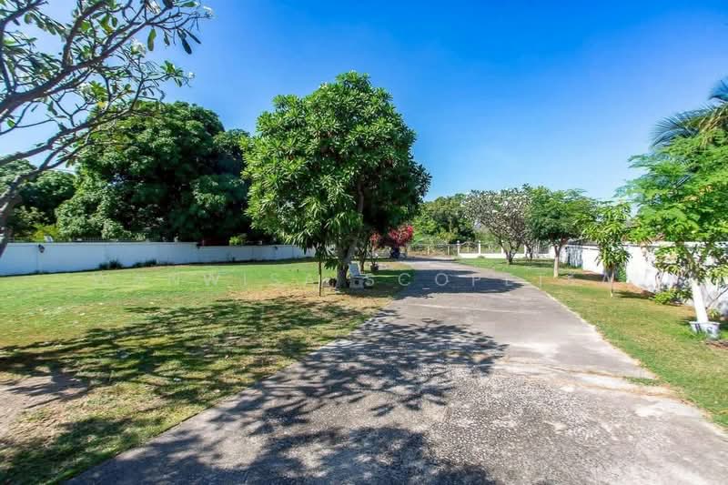 Huahin 114, Prachuap Khiri Khan, Nong Kae, Hua Hin, Prachuap Khiri Khan, 5 Bedrooms, 300 sqm, Single Detached House For Sale, by Wanwisa Scopetta, 500401807 - DDproperty.com