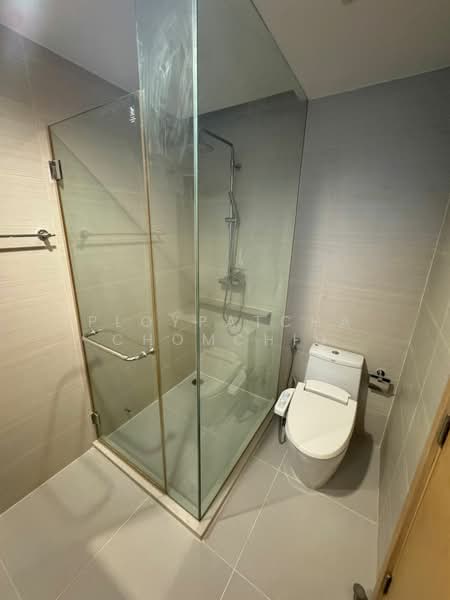 Siri At Sukhumvit, Bangkok, 902 Sukhumvit Road, Phra Kanong, Khlong Toei, Bangkok, 1 Bedroom, 50 sqm, Condo For Rent, by Ploypatcha Chomchid, 500401849 - DDproperty.com