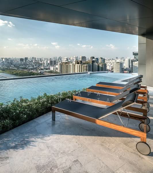 IDEO Mobi Asoke, Bangkok, New Petchaburi Road, Bang Kapi, Huai Khwang, Bangkok, 1 Bedroom, 25 sqm, Condo For Sale, by Nattapat Reunyota, 500401864 - DDproperty.com
