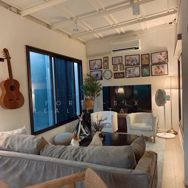 Setthasiri Charan-Pinklao 2, Bangkok, Taling Chan Railway Road, Bang Khun Sri, Bangkok Noi, Bangkok, 4 Bedrooms, 260 sqm, Single Detached House For Rent, by Forty-Six Real Estate Group, 500401930 - DDproperty.com