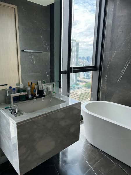 The Monument Thonglor, Bangkok, 998 Thonglor Road, Khlong Tan Nua, Watthana, Bangkok, 2 Bedrooms, 126 sqm, Condo For Sale, by Nattapat Reunyota, 500401942 - DDproperty.com